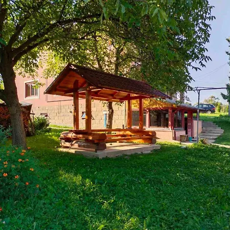 бердо-хауз * Deliatyn